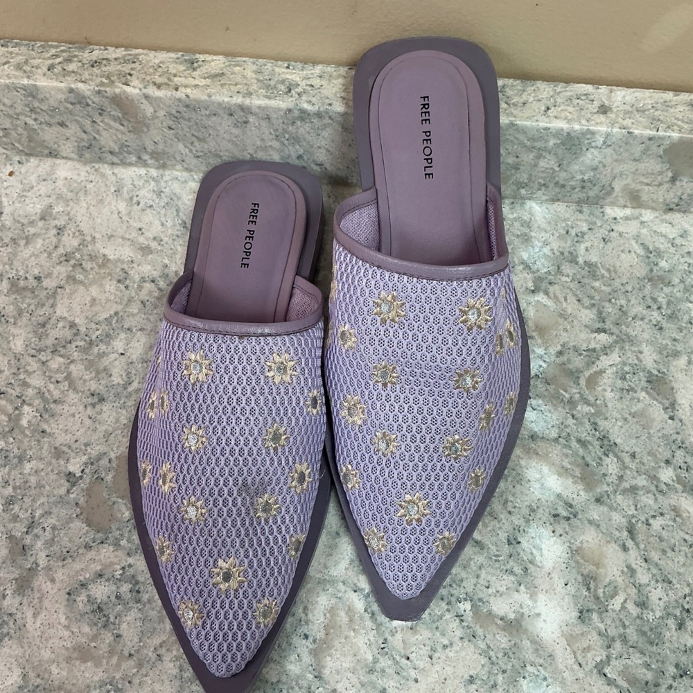 Free People Becky Daisy Mules 8 Purple Mesh Embroidered Floral Pointed Toe Flats